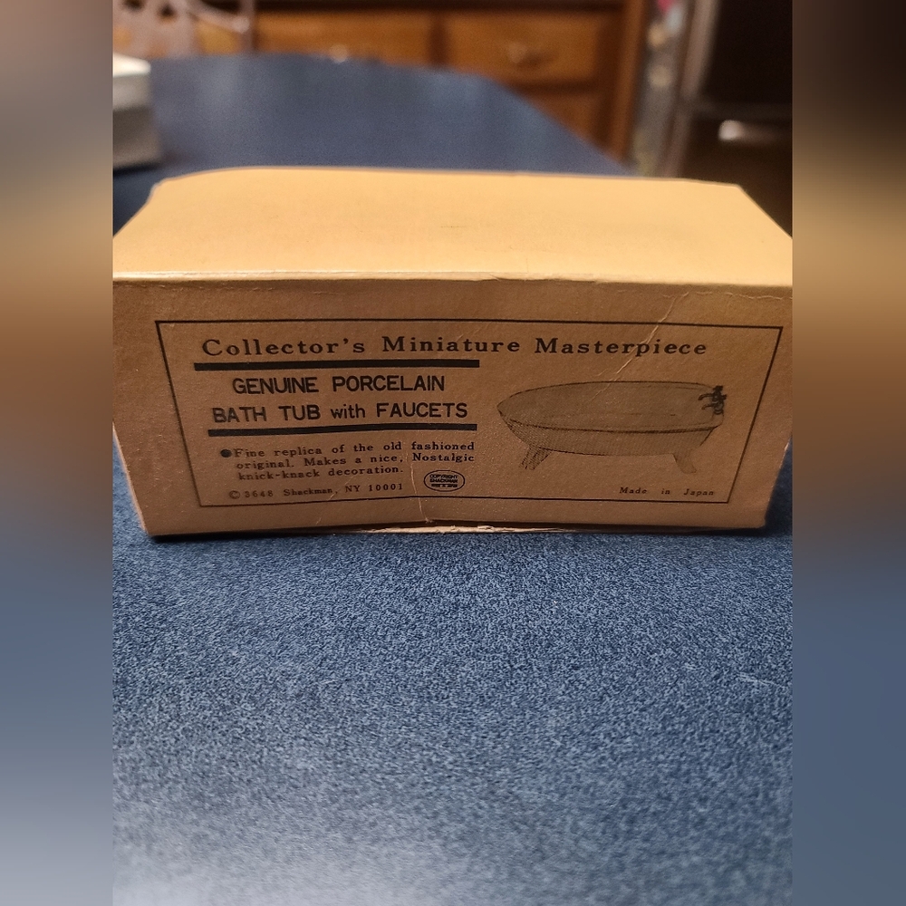 Shackman Antique Dollhouse Bathtub